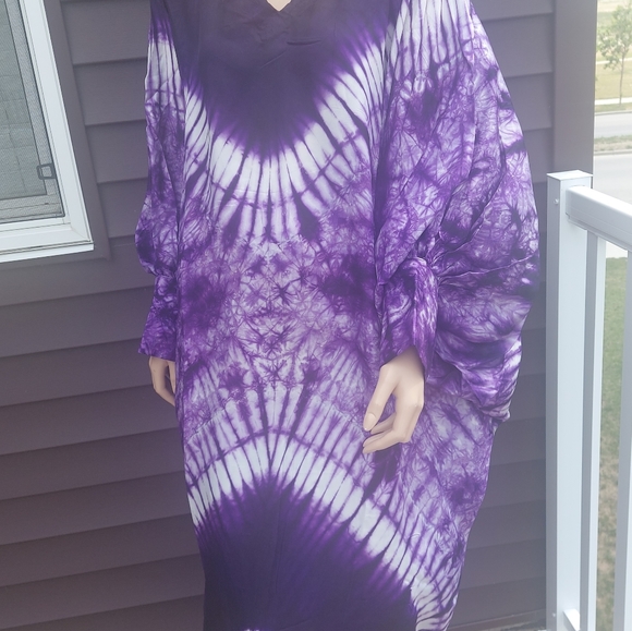 African adire silk caftan,Adire top and leggings - Picture 3 of 17